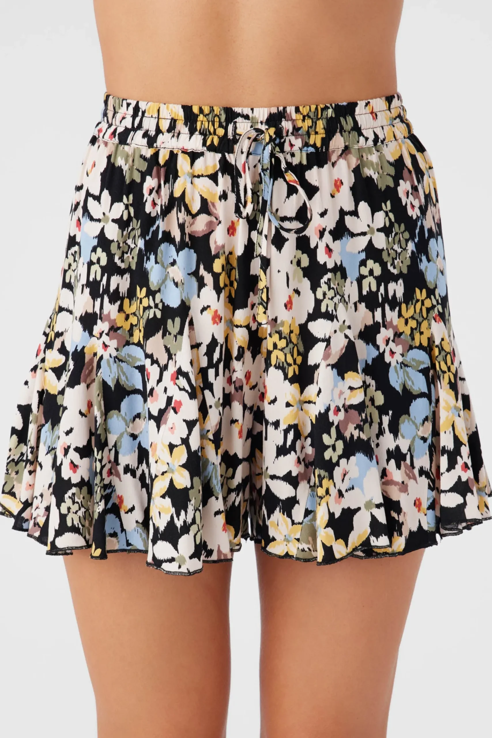 BENNIE CAMDEN FLORAL FLOWY SHORTS