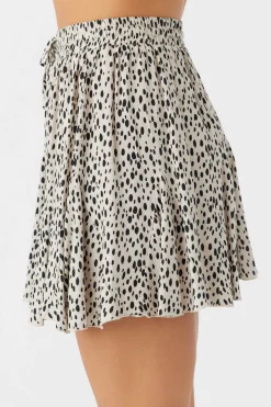 BENNIE DREA ANIMAL FLOWY SHORTS