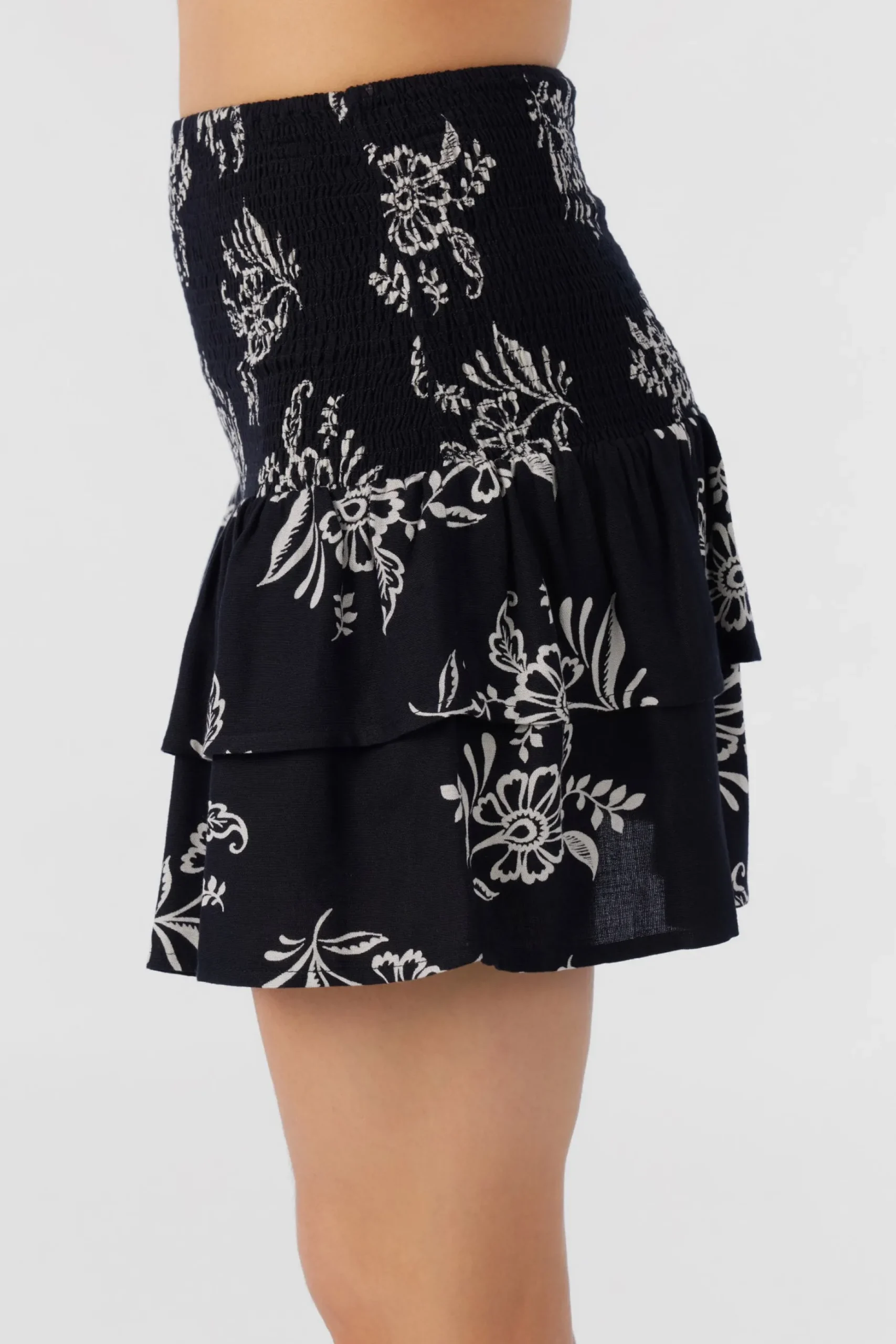 CIERRA NADIA PAISLEY SMOCKED MINI SKIRT