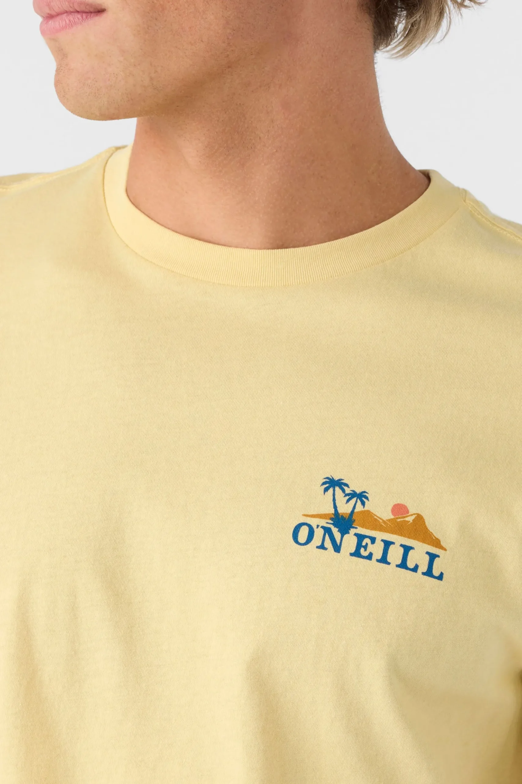 DOS HERMANOS STANDARD FIT TEE