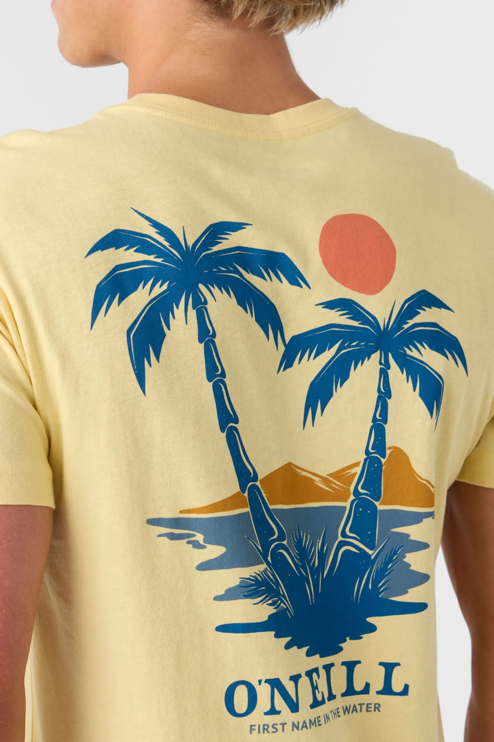 DOS HERMANOS STANDARD FIT TEE