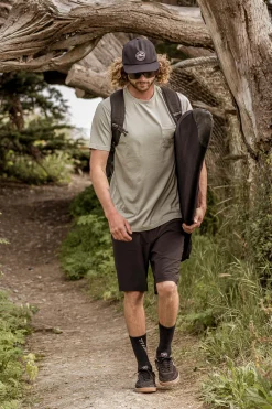 EAST CLIFF EXPEDITION 19" HYBRID SHORTS