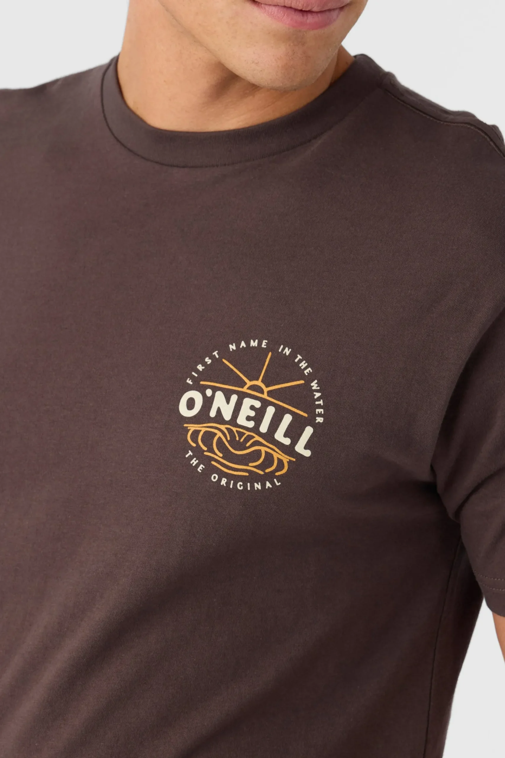 EMBOSSED STANDARD FIT TEE