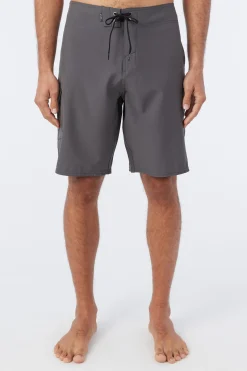 HYPERFREAK DIVERGENT 21" BOARDSHORTS