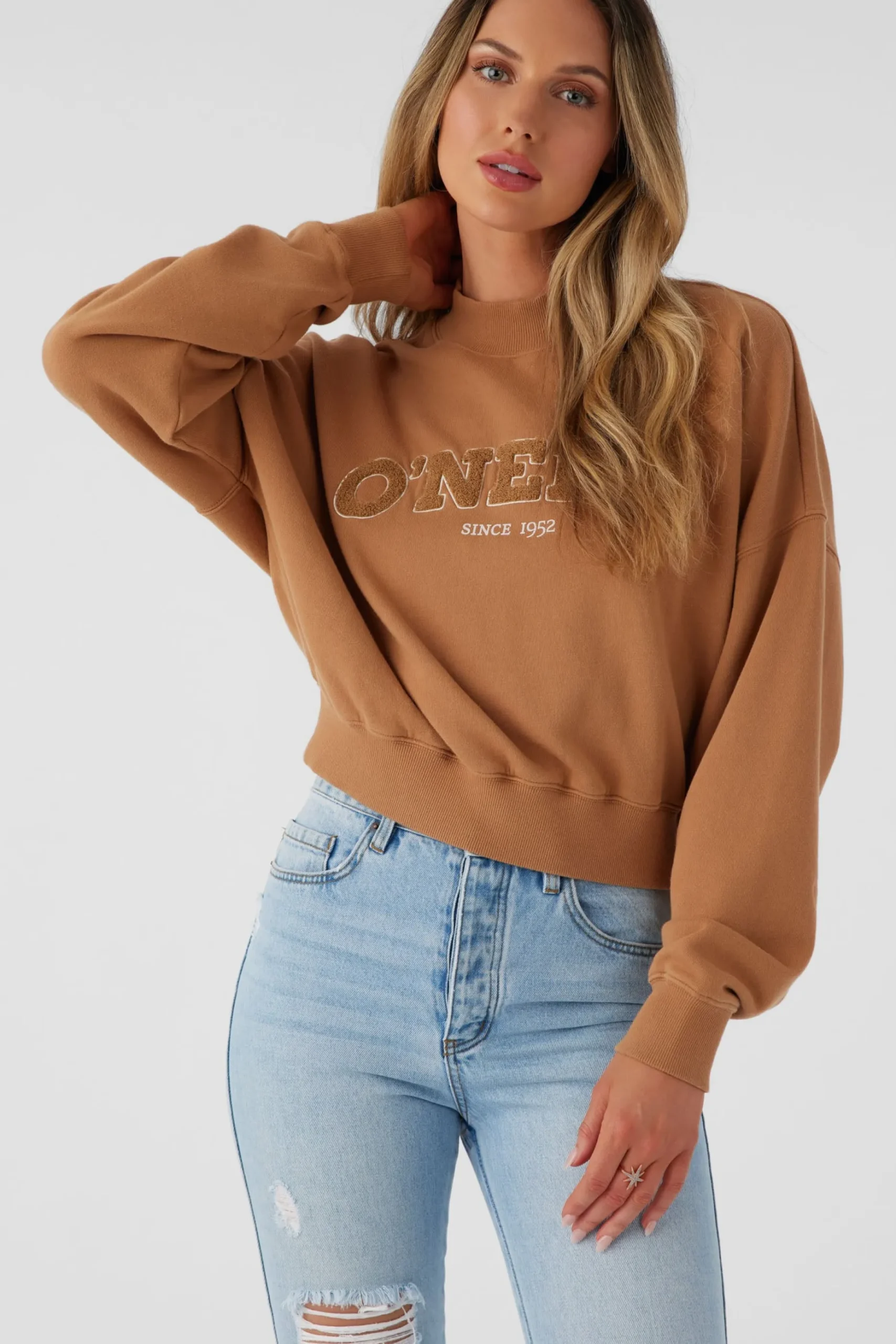 MOMENT CREW NECK CROPPED FLEECE