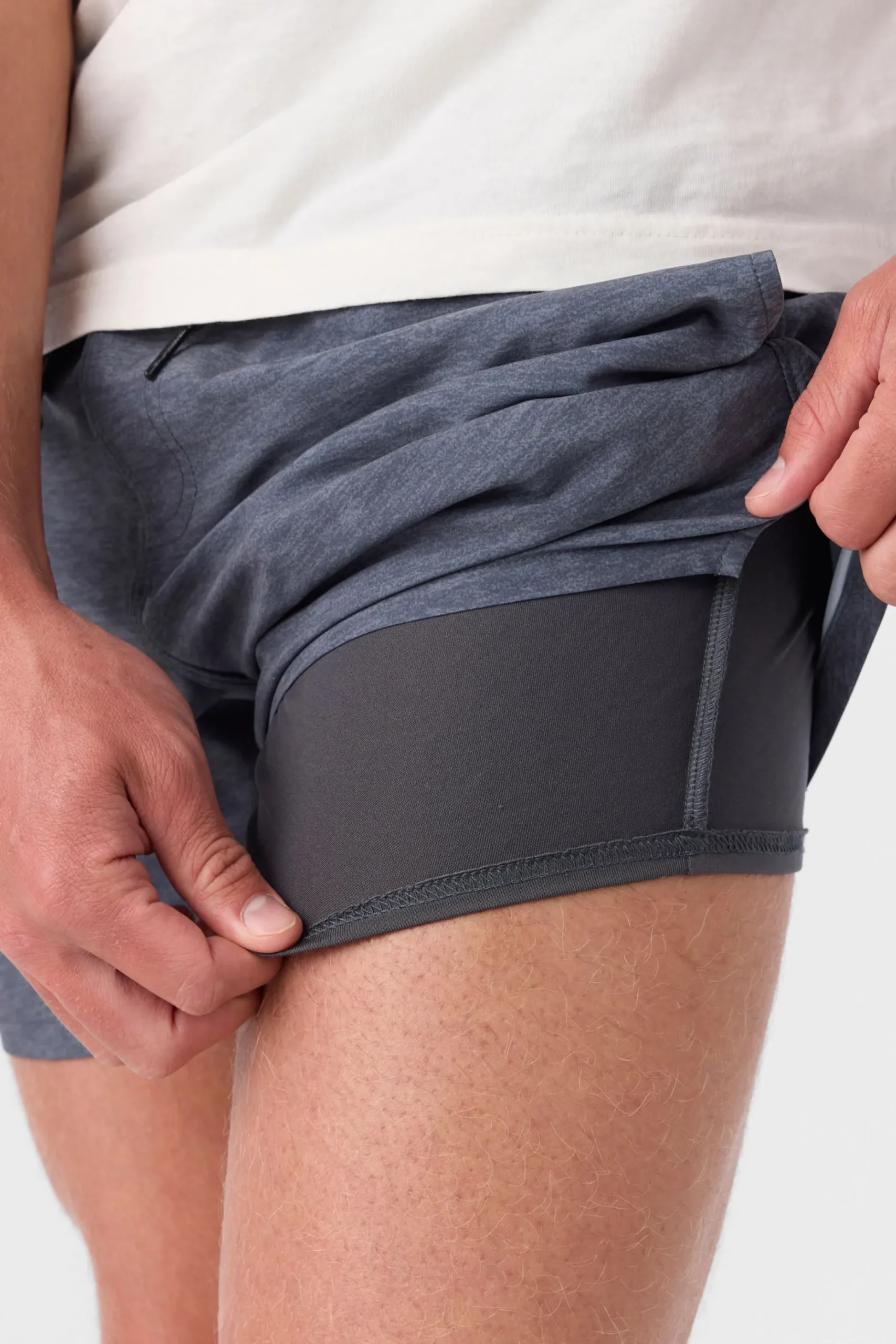 PERFORM LINED 15" ATHLETIC SHORTS