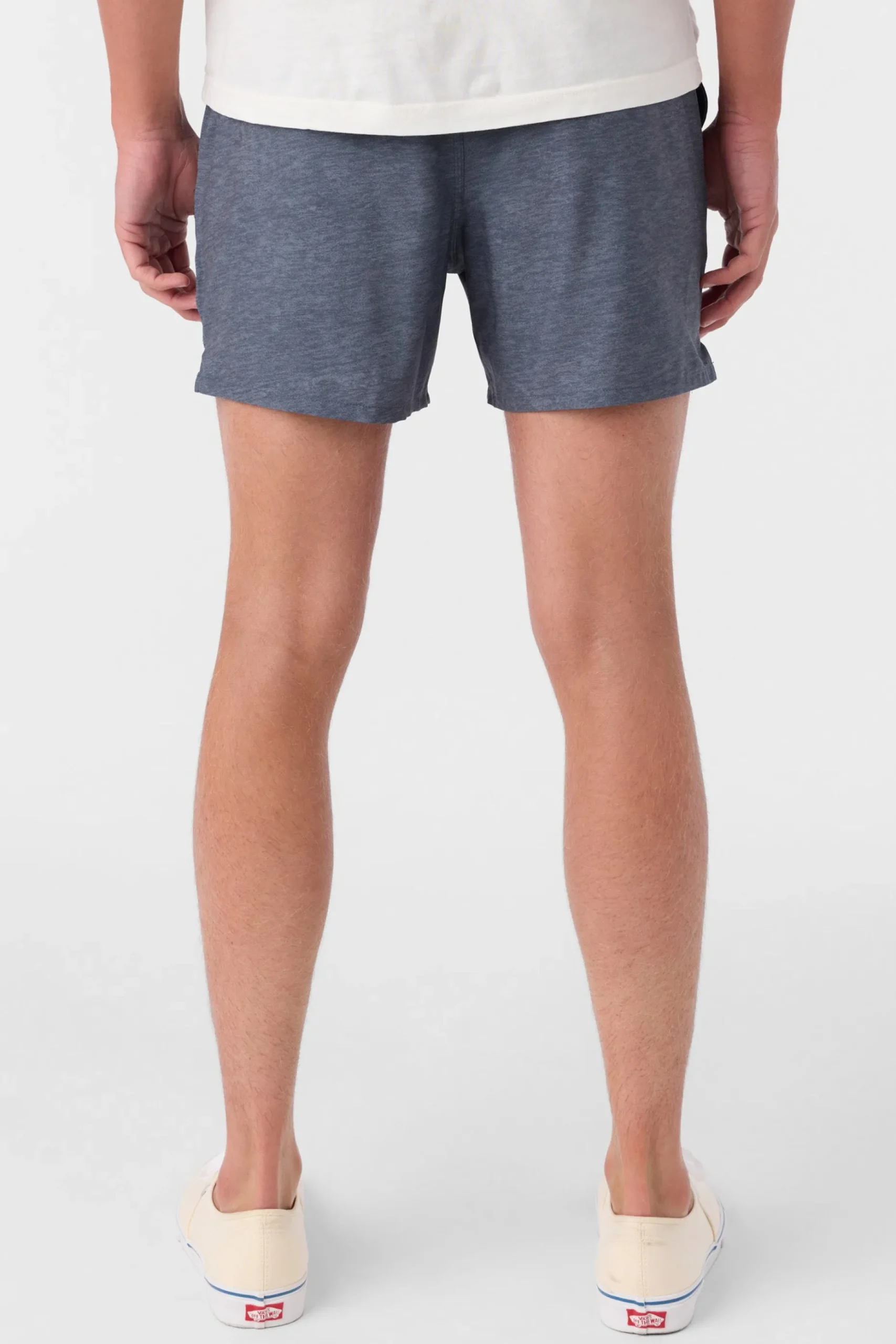 PERFORM LINED 15" ATHLETIC SHORTS