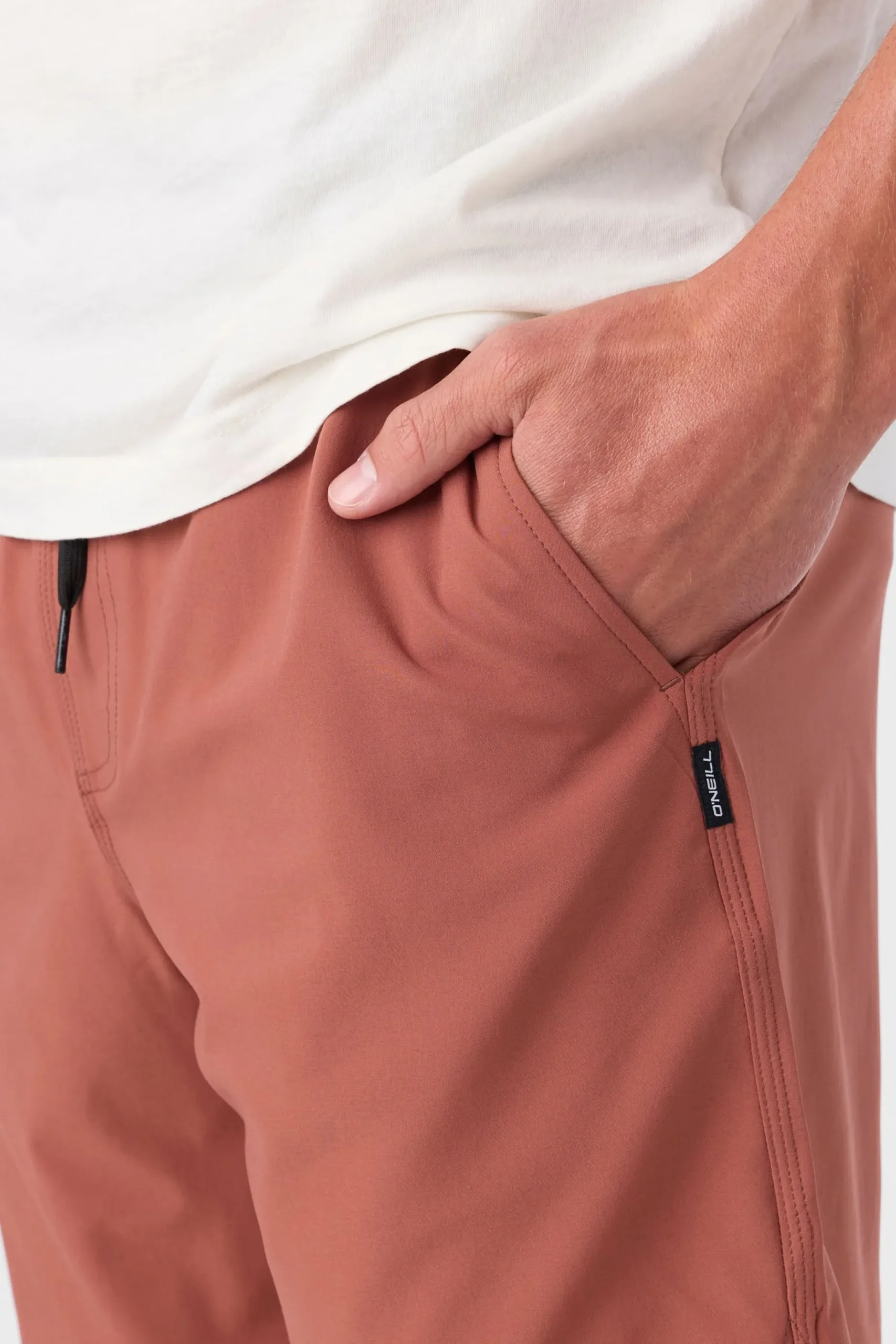 PERFORM LINED 17" ATHLETIC SHORTS