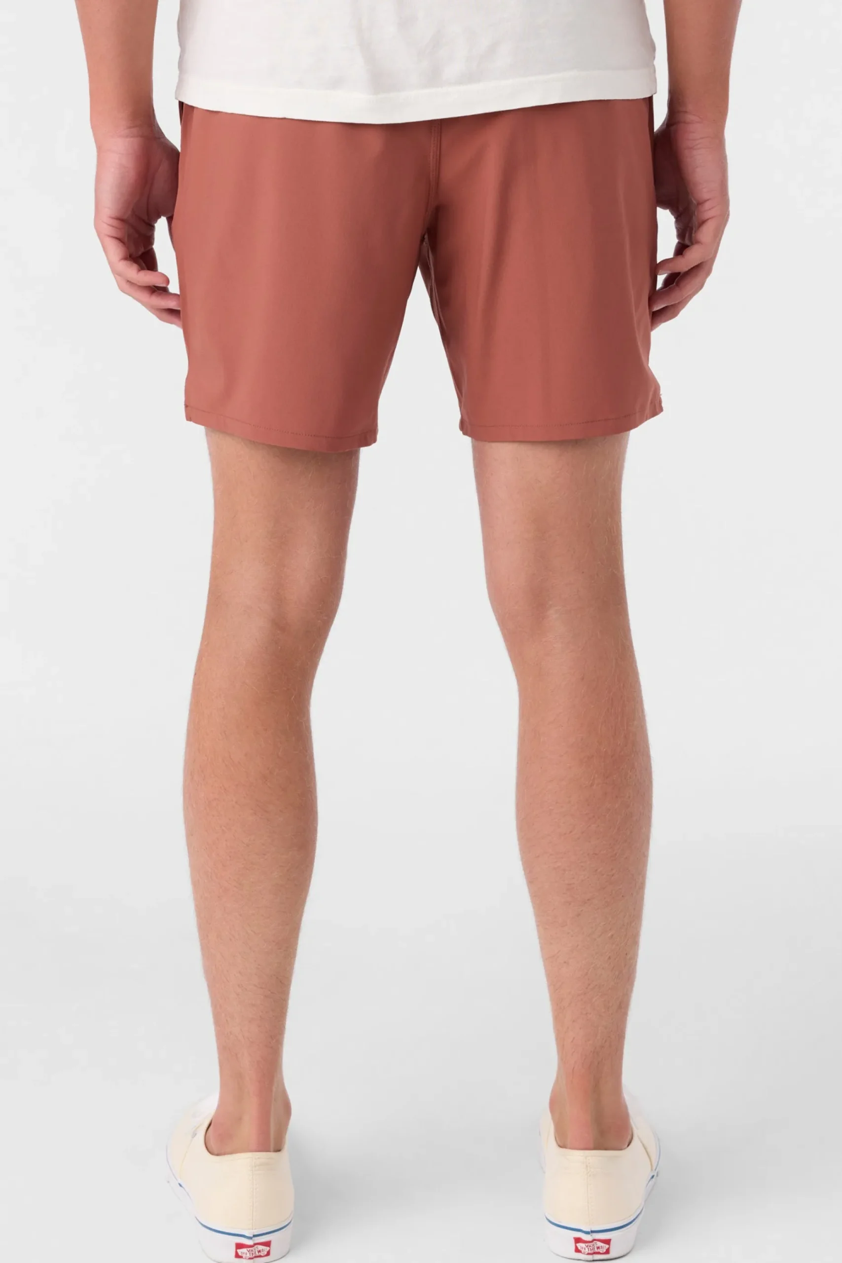 PERFORM LINED 17" ATHLETIC SHORTS