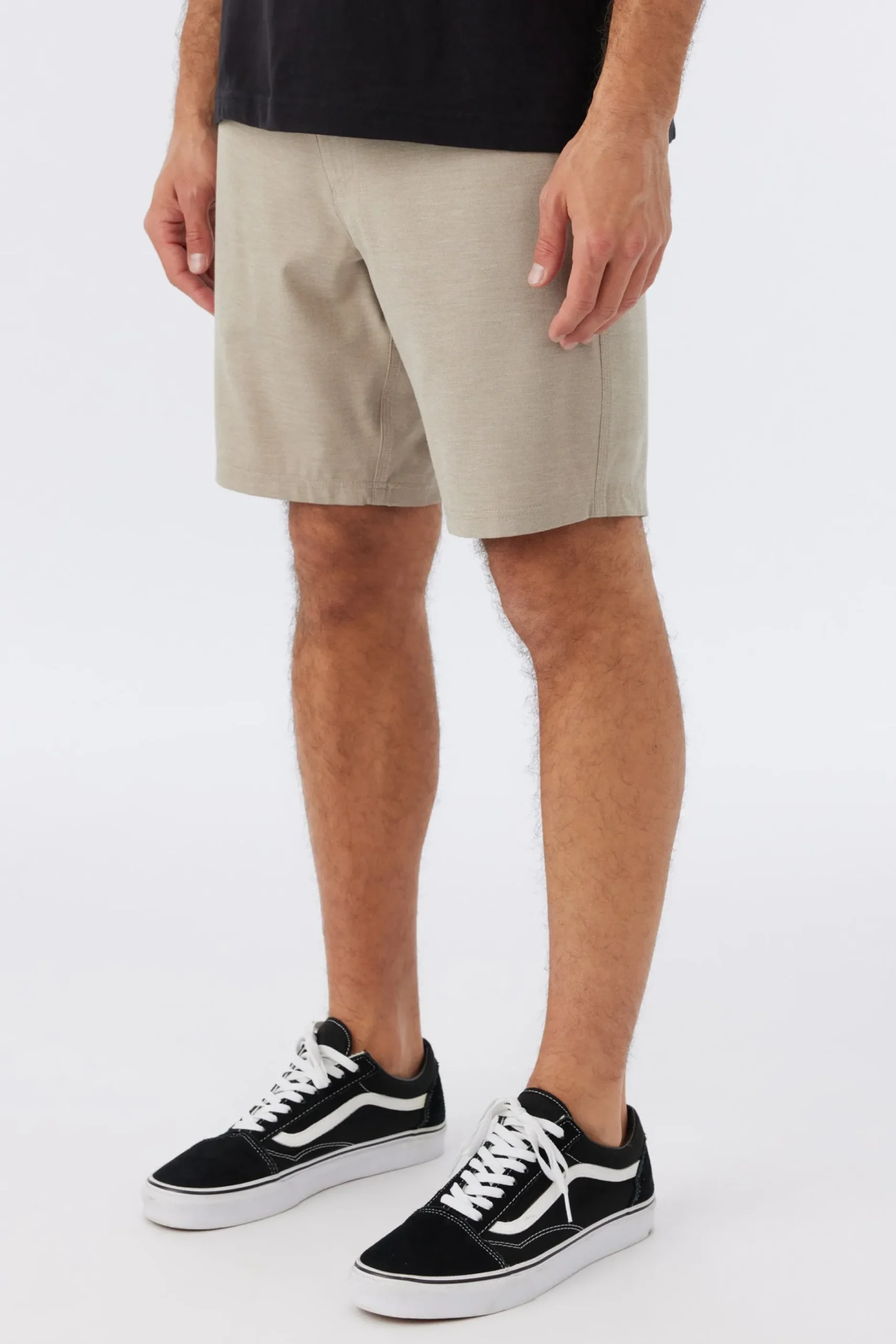 RESERVE LIGHT CHECK 19" HYBRID SHORTS