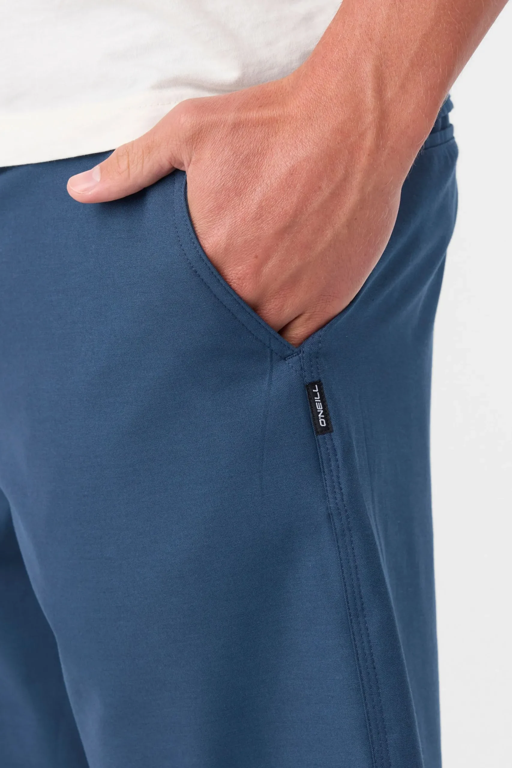 RESERVE LIGHT CHECK 21" HYBRID SHORTS