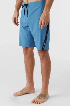 SUPERFREAK SOLID 21" BOARDSHORTS