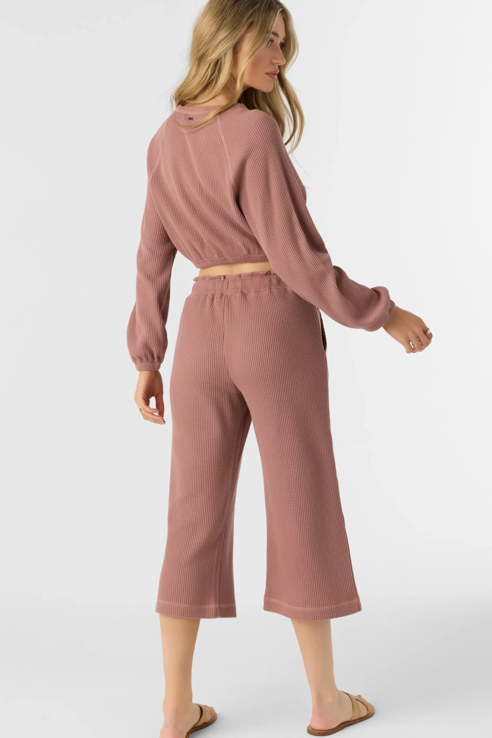 TOUR WAFFLE KNIT CROPPED LOUNGE PANTS