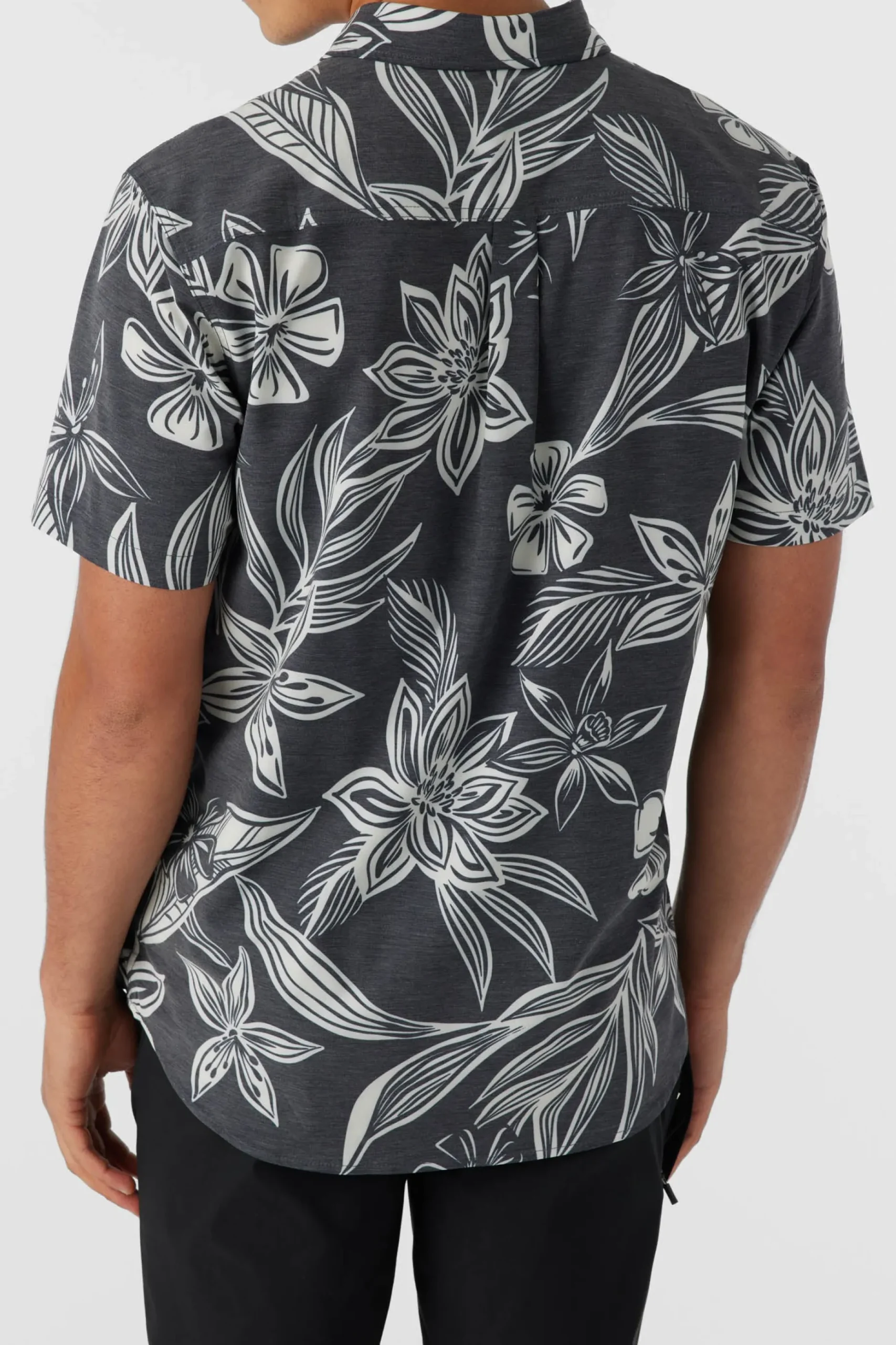 TRVLR UPF TRAVERSE STANDARD FIT SHIRT